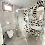 Hotel Sam *