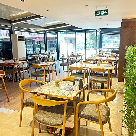 Sam Hotel