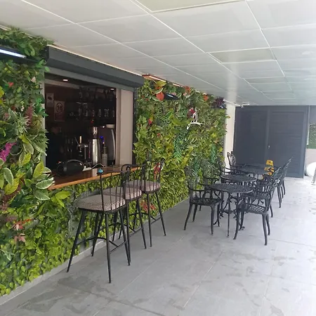 Sam Hotel